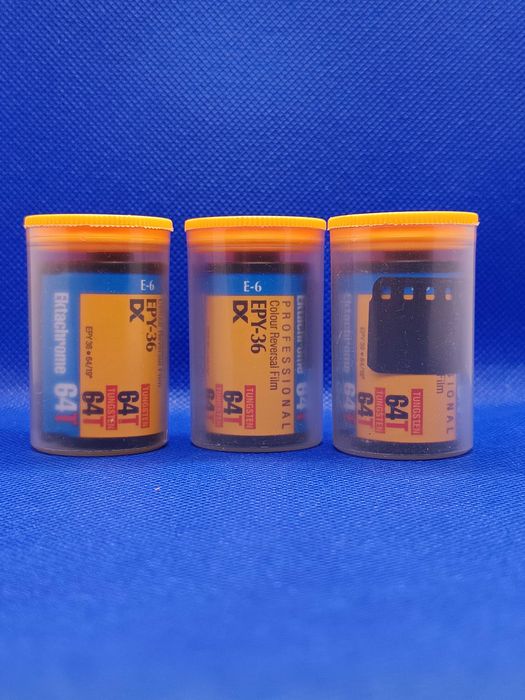 Rolo fotográfico Kodak Ektachrome 64T (filme 35mm)