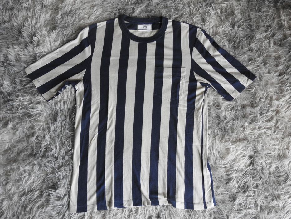 Tshirt Ami com bolso