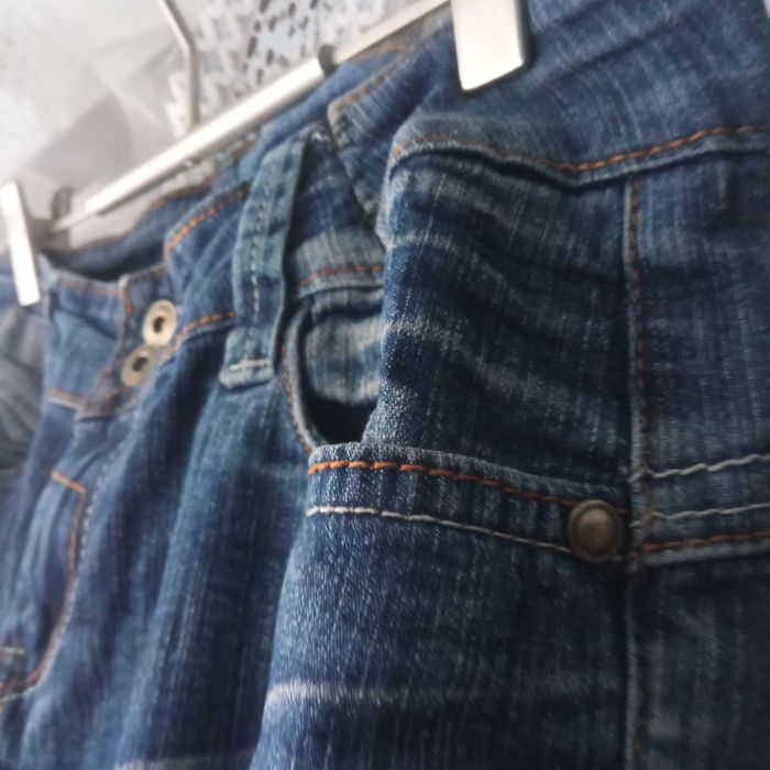 jeans damskie granatowe cienkie