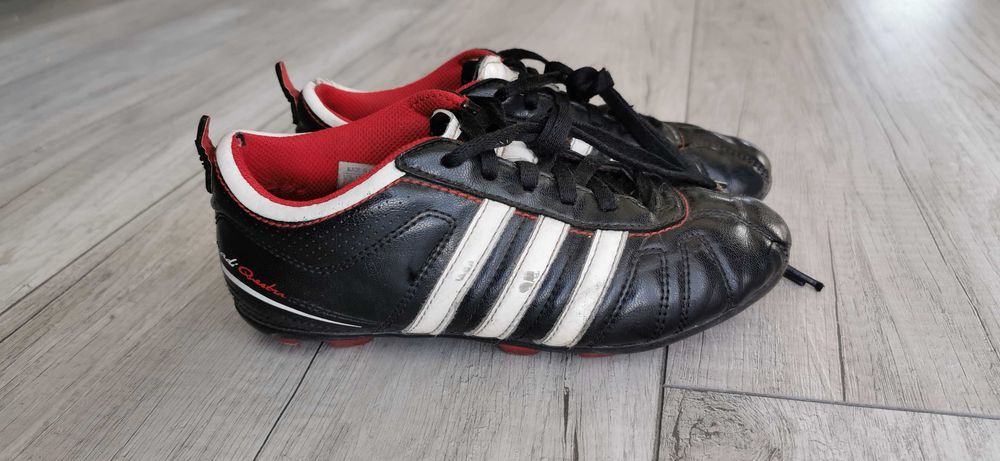 Korki piłkarskie Adidas r. 33