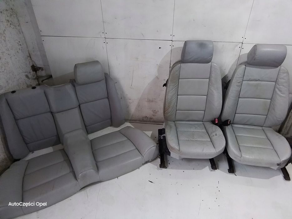 N404 Komplet Foteli  BMW E36 Cabrio