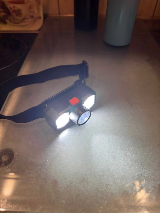 Lanterna de cabeça LED - bateria de lítio - NOVA