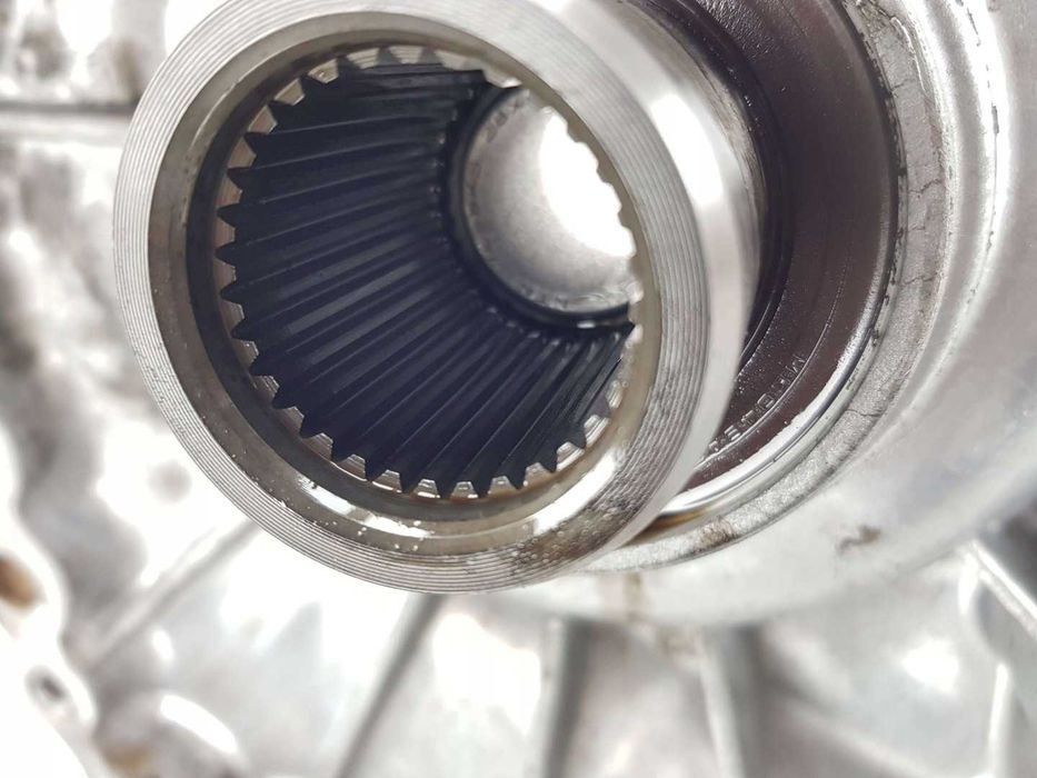 раздатка Nissan Navara D40 2.5 ниссан навара 33100EA310