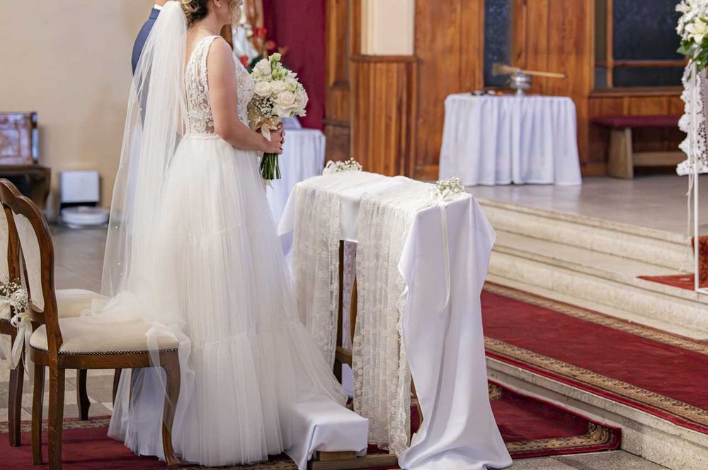 Suknia ślubna rozmiar 36