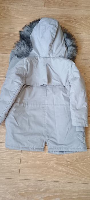 Продам детская теплая куртка парка reserved для девочки р 116-122