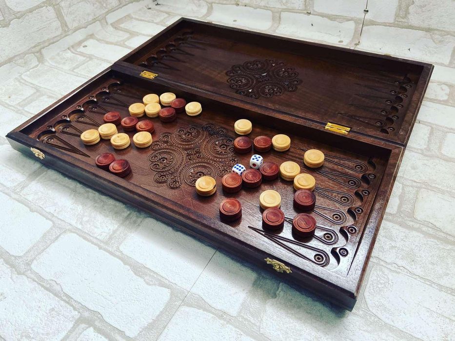 Нарди Ельбрус 50  см на 44 см