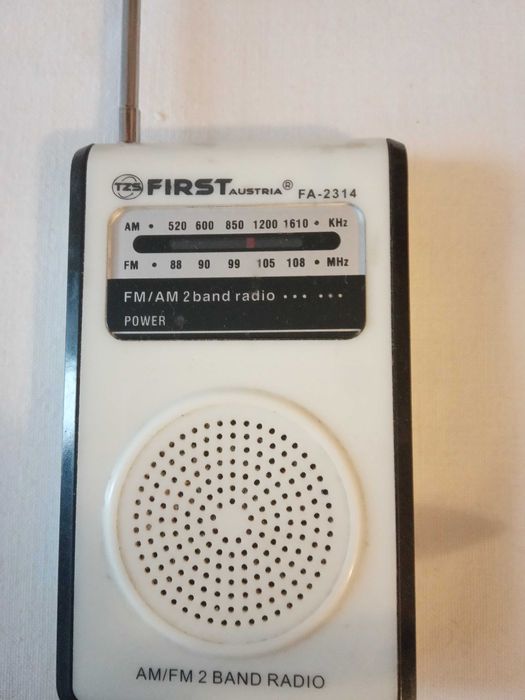 Мини радиоприемник AM/FM