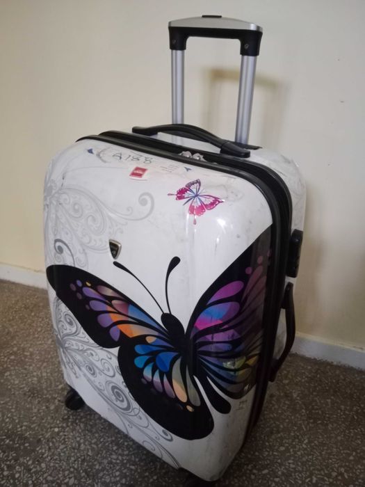 Walizka podróżna 61cm x 41cm x 27cm