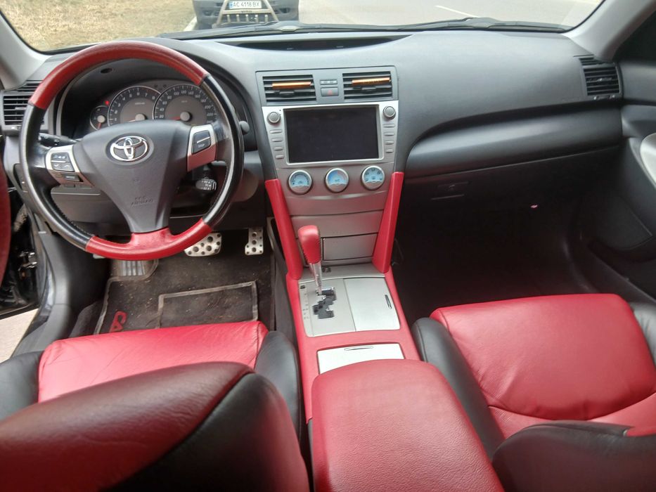 Продам авто Toyota Camry