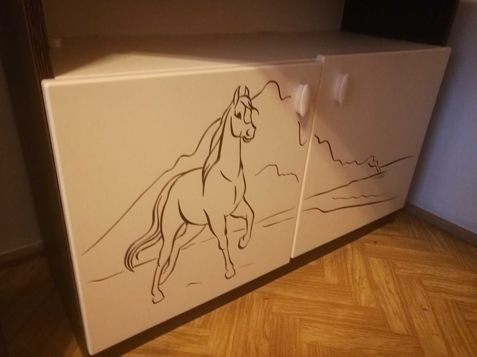 Zestaw mebli do pokoju dziecięcego lub młodzieżowego MEBLIK z motywem