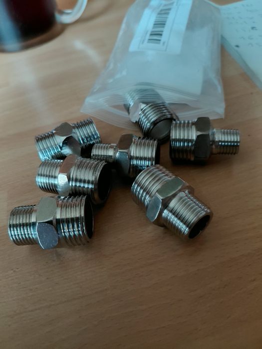 Adaptery, złączki do kranów nierdzewne
