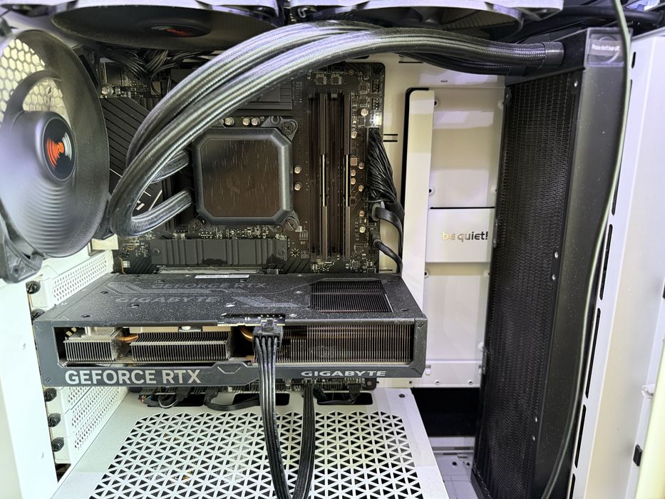 Komputer gamingowy: rtx 4070, 32gb ram, 2tb ssd, i5-13600K
