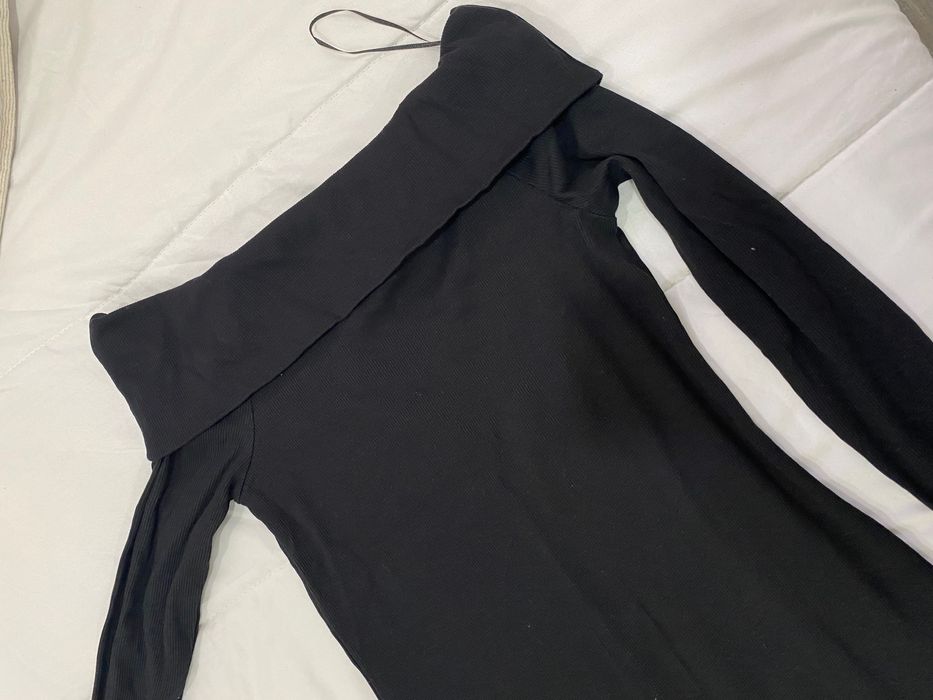 Vestido comprido sem ombros