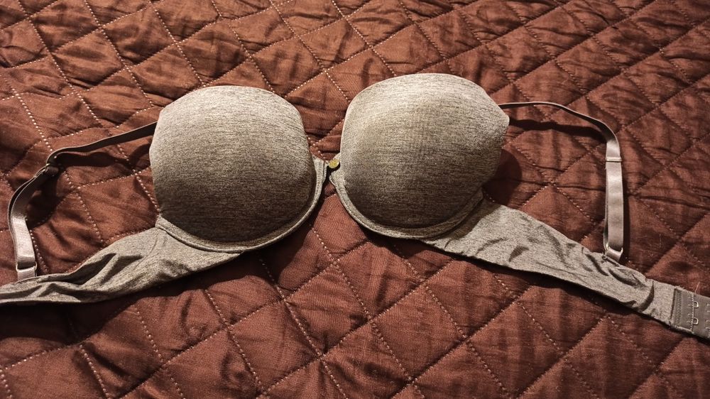 Biustonosz stanik 75A push up usztywniany szarosrebrny