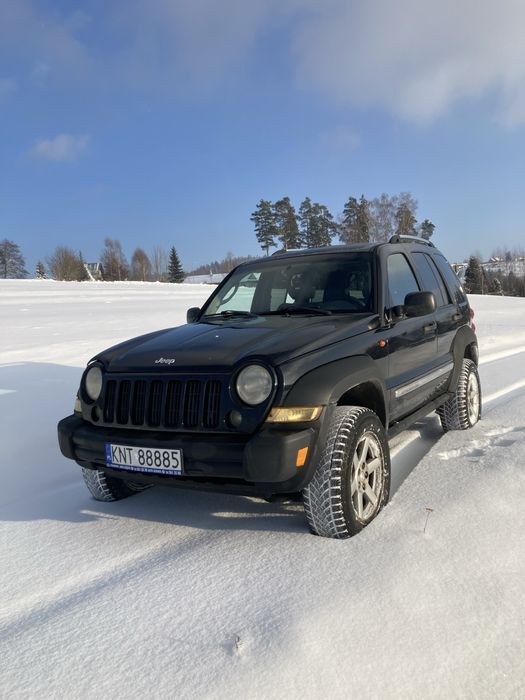 JEEP CHEROKEE KJ liberty 2.8 CRD manual
