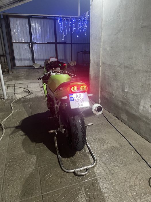 Продам  Кавасаки  Zx 6R