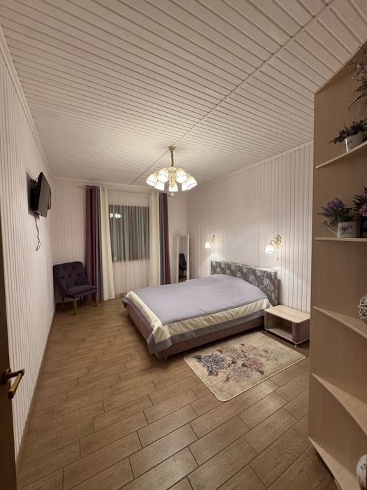 Продається на першій лінії Дніпра комплекс відпочинку в с.Сокирно