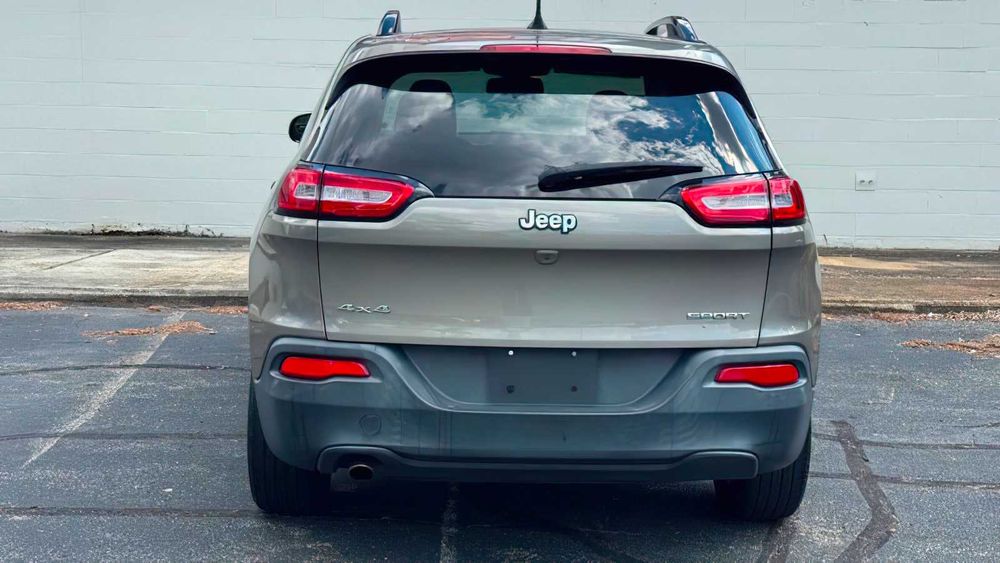 Jeep Cherokee      2017
