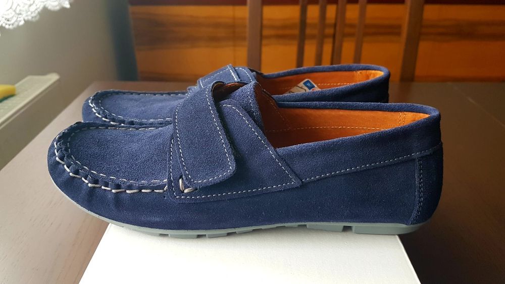 Nowe Buty 37 mokasyny
