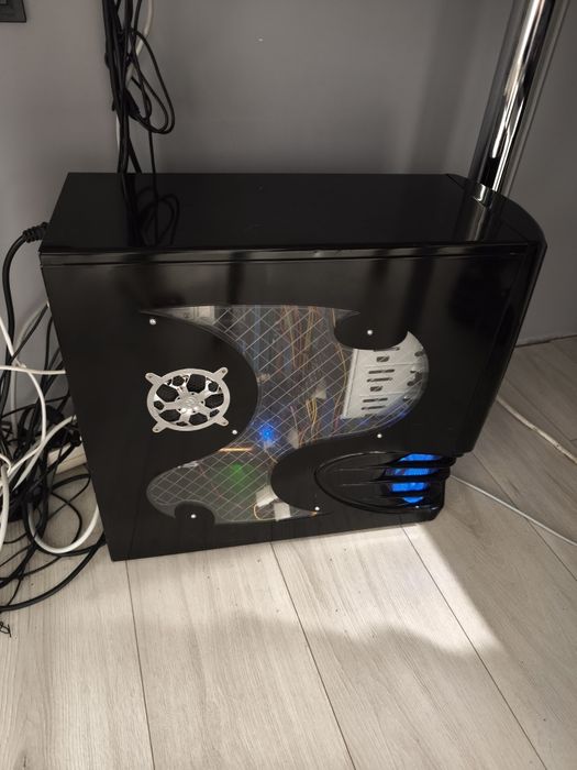 Продам полностью рабочий компьютер ПК