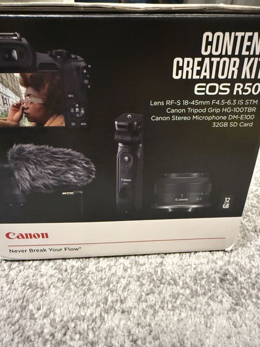 Canon EOS R50 lente RF-S 18-45mm