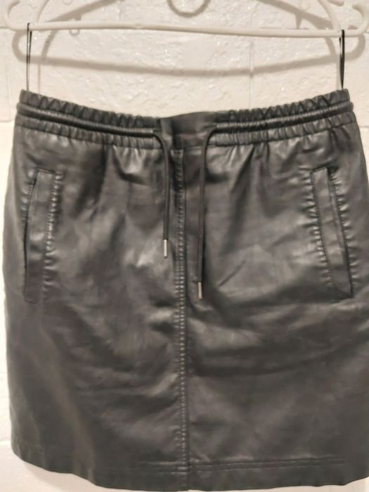 Спідниця з екошкіри