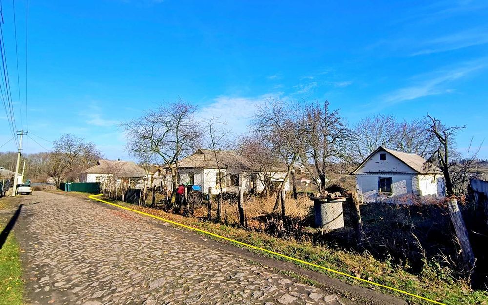 Дім 76 м2 біля ставка Дмитрушки 2,3 км Умань газ піч криниця 32 сотки