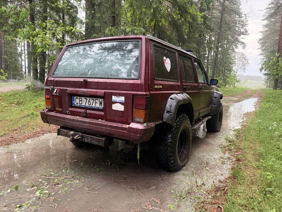 Jeep Cheeroke XJ 4.0 mopar lpg