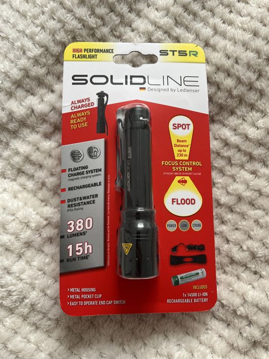 Latarka Ledlenser Solidline