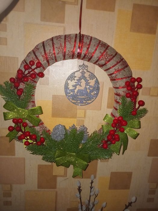 Новогодние украшения, венок