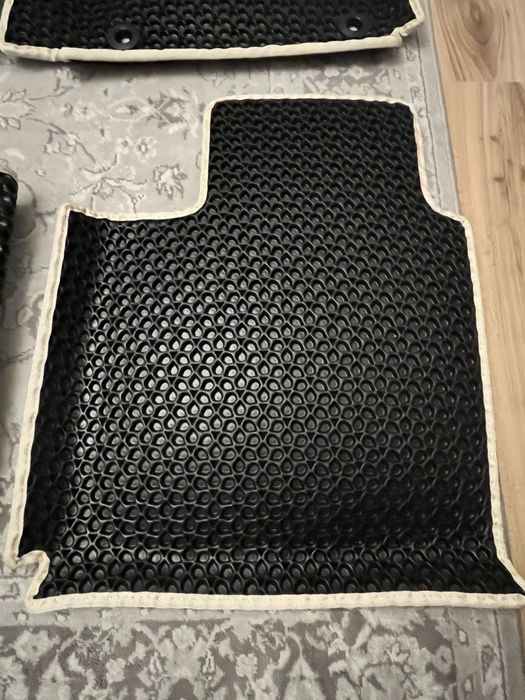 Dywaniki gumowe do MG HS Hybryd +