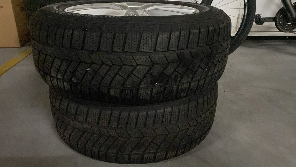 Vendo 4 jantes BMW 216d originais com pneus novo
Medidas 205/55 R16
Va