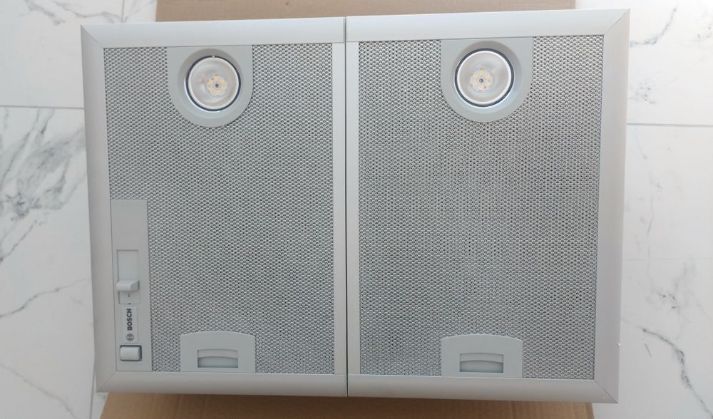 Витяжка вбудована Bosch