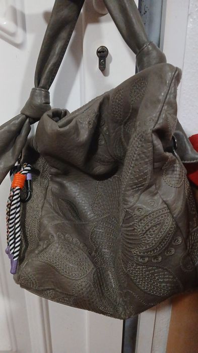 Mala de Senhora Desigual