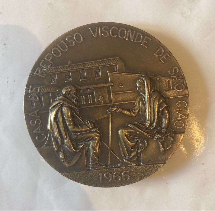 Medalha em bronze Santa Casa da Misericórdia de Torres Novas (1966)
