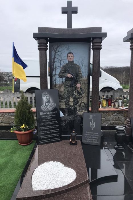 Памятники любої складності, низькі ціни