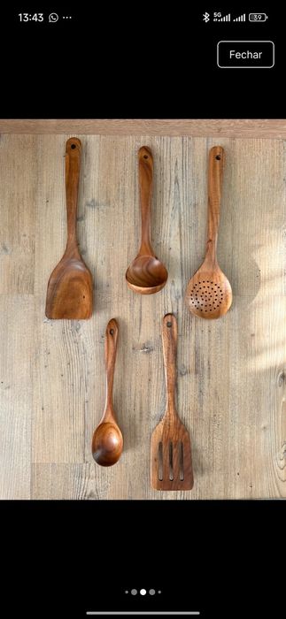 Utensílios de cozinha em madeira