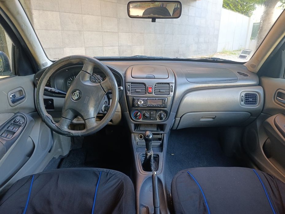 Vendo Nissan Almera N16 1.5 16 válvulas ano 2000