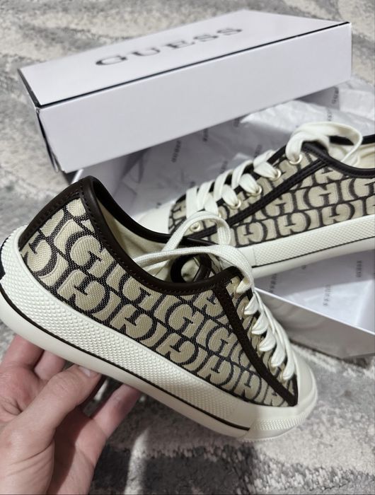 Guess Кеди оригінал