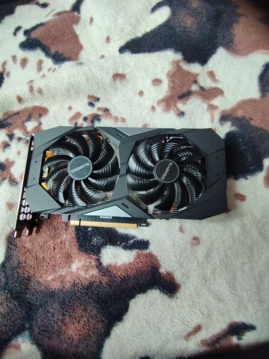 Dzień dobry mam do sprzedania kartę graficzną urzywaną GTX 1660