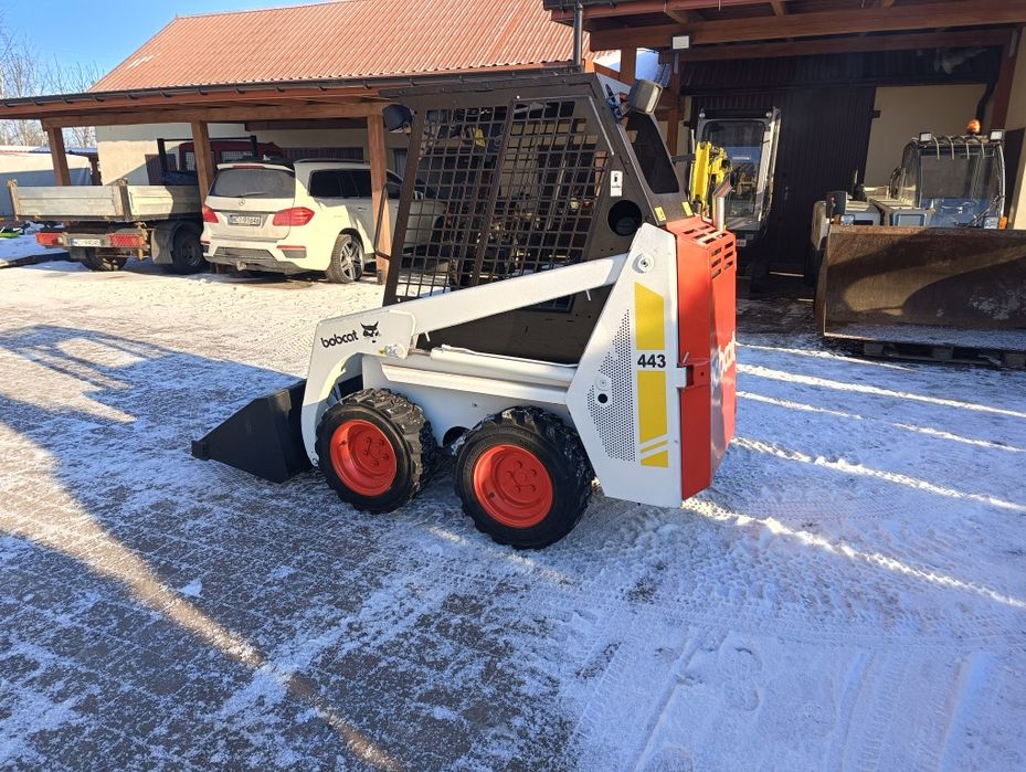 Bobcat 443 mała zwinna Kubota 105 cm mini ładowarka burtowa