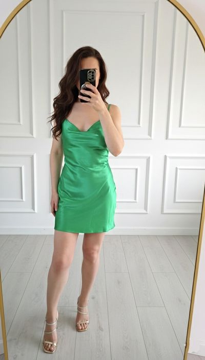 Zielona sukienka mini z wiskozy 34