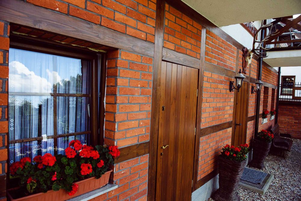 Plastry płytki z cegły przedwojennej stara cegła cięta rozbiórkowa