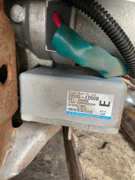 Электро усилитель руля рейка Nissan tiida 2008