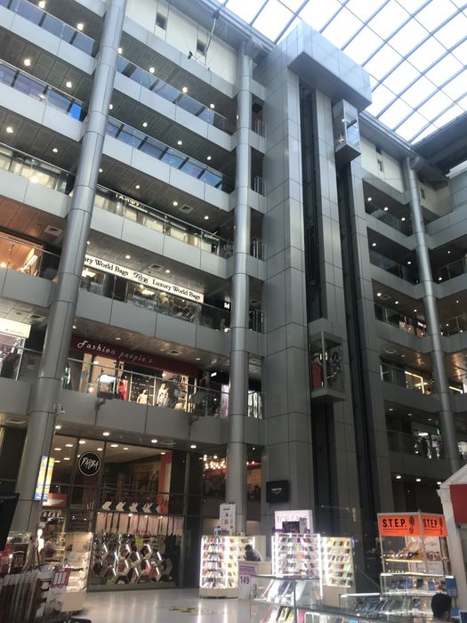 ТЦ Афіна 2 поверх магазин 65 м2