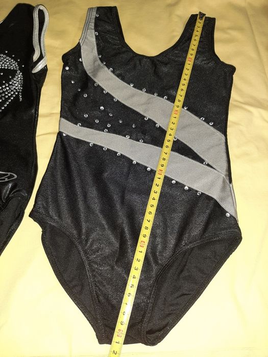 Продам купальник для художньої гімнастики  зріст  128- 140