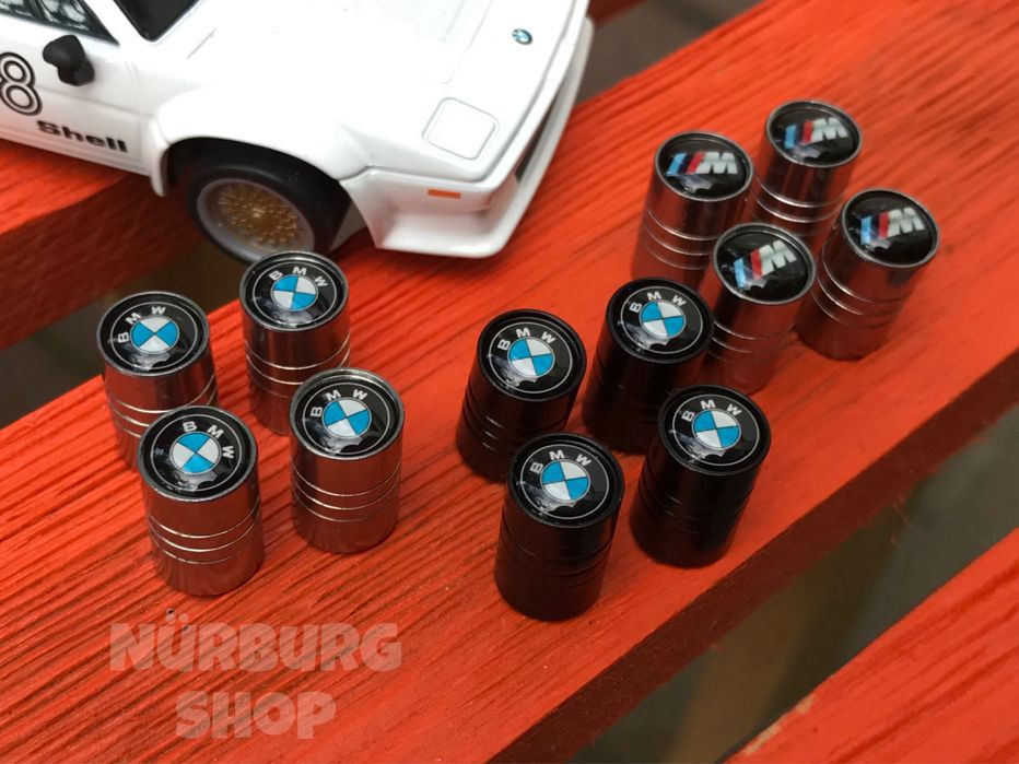 Колпачки на ниппеля золотники с эмблемой BMW М черные серебристые
