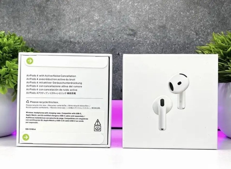 AirPods 4 запаковані