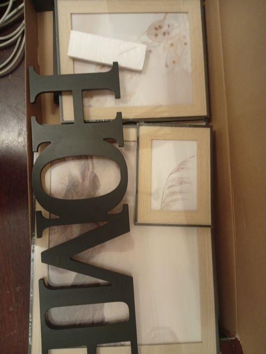 New and Packaged Decorative Frames433224140698439681