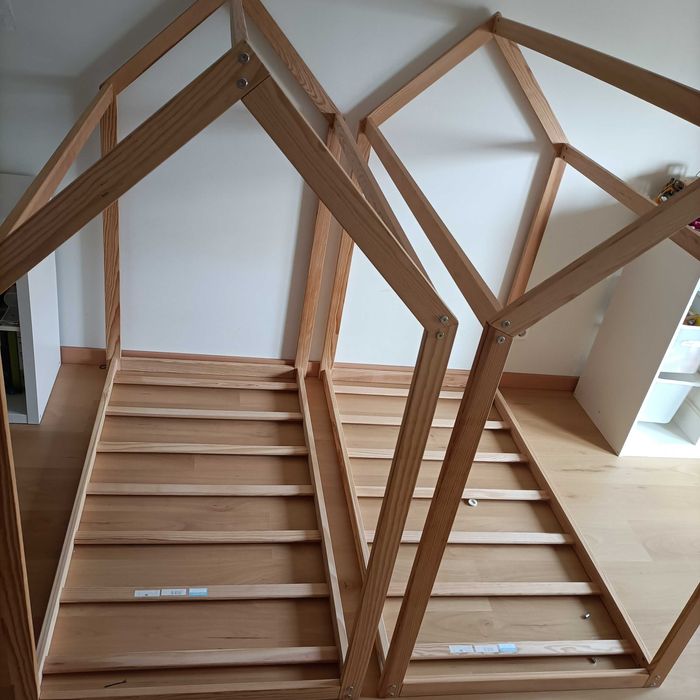 2 Camas com colchão de crianças espectaculares